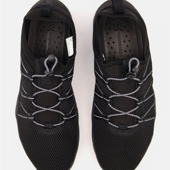 All in Motion Men Drawstring Outdoor Shoes, Black​ - Picture 5 of 7